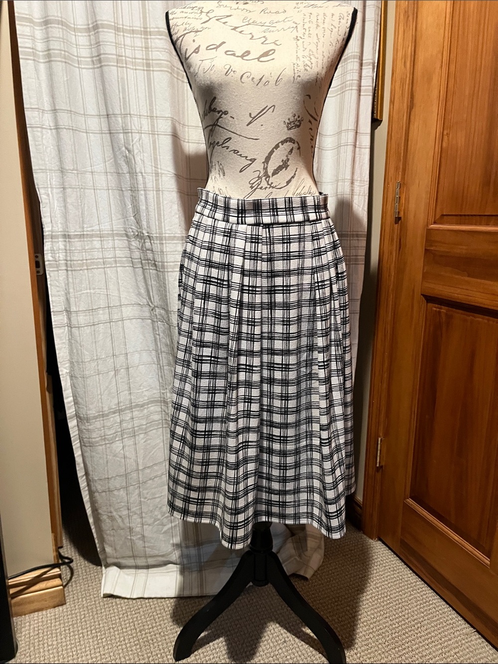 Classic plaid Midi skirt by Eva Mendes for NY & Co